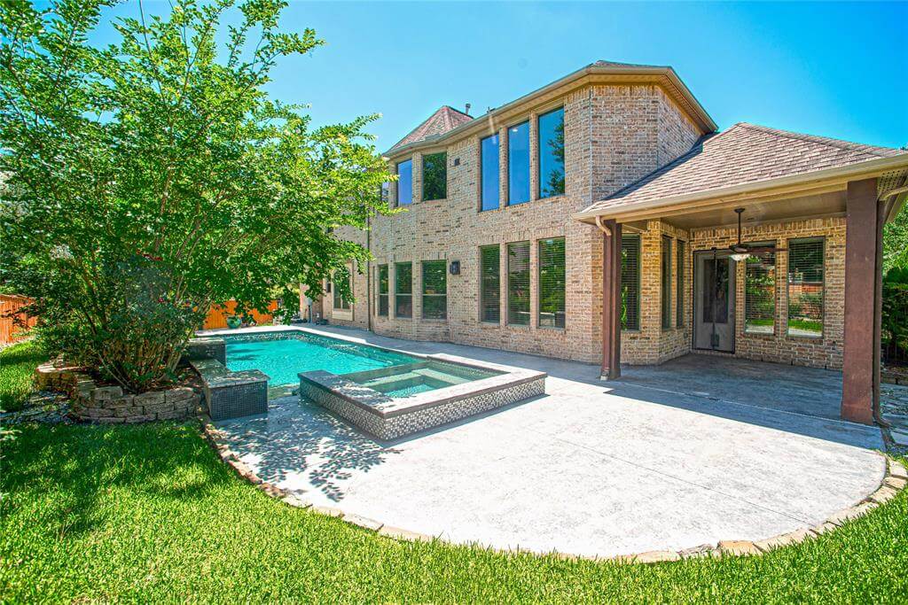 front lines april 17 2020 image