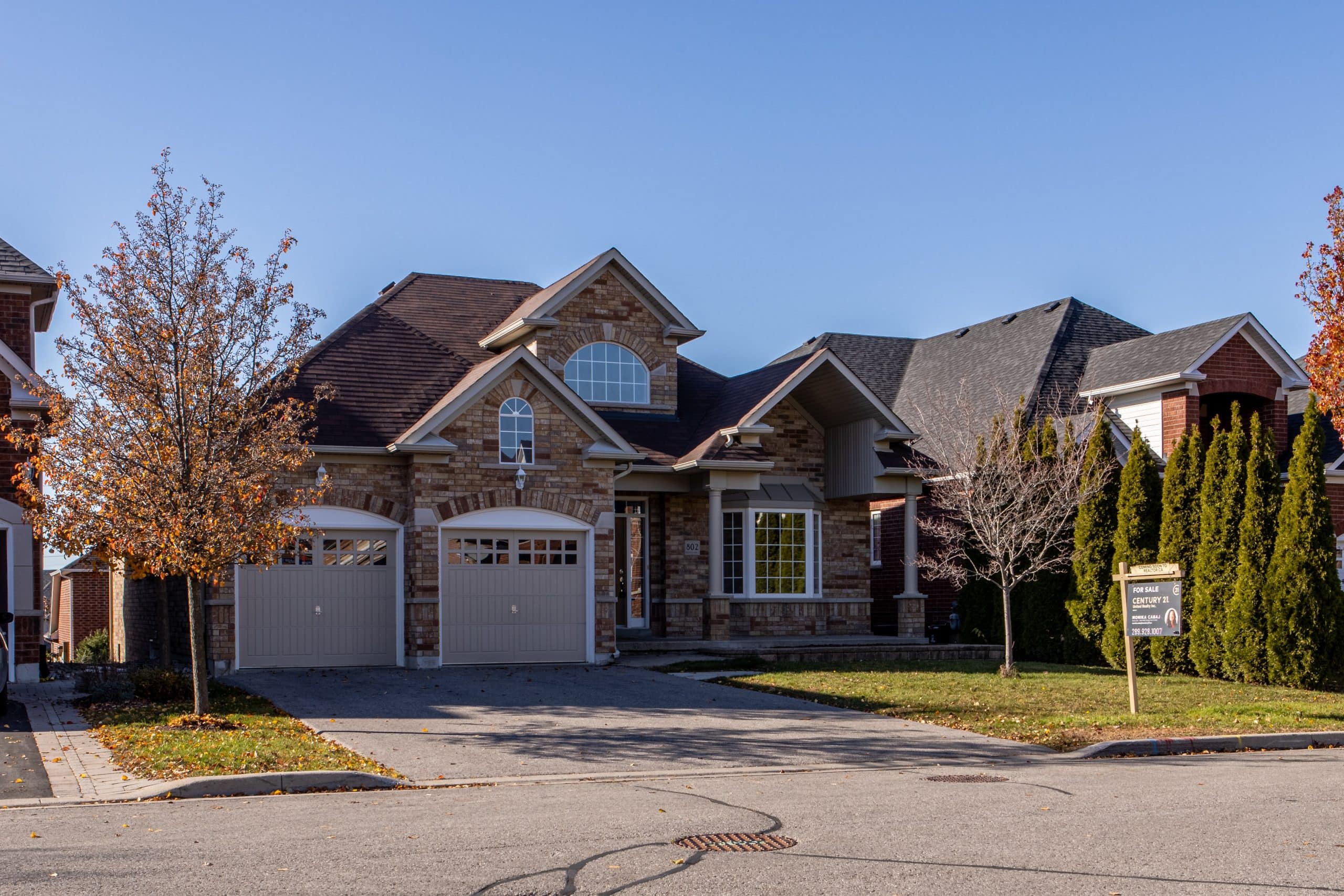 High-quality rental property photos showcasing a bright, attractive living space to attract tenants.